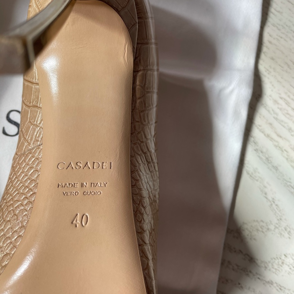 Casadei gorgeous and RARE pumps. - Picture 8 of 15